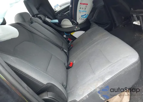 2021 Ram 1500 Big Horn 4X4 5'7 Box from USA, damaged, VIN 1C6RRFFG7MN596101